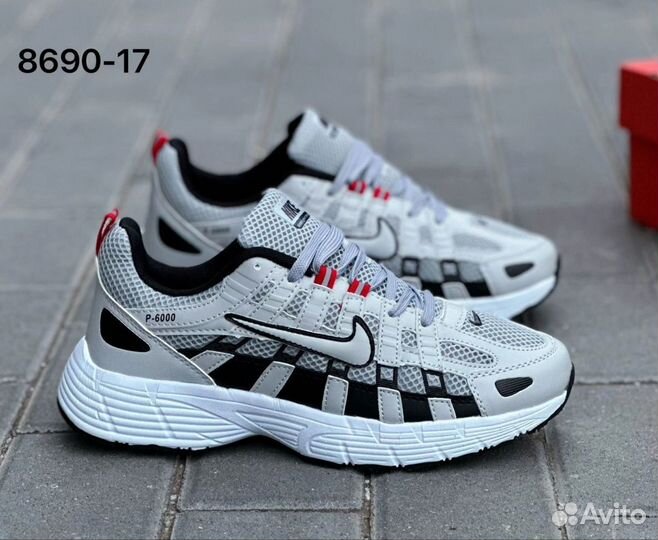 Кроссовки Nike беговые