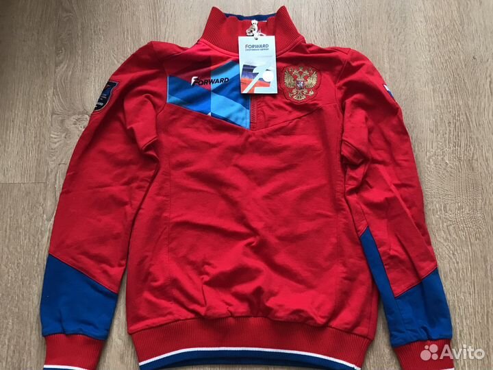 Спортивный костюм женский