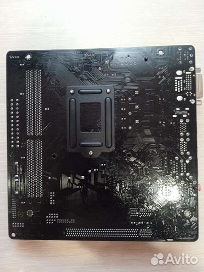 Мат.плата asrock h110m-dgs + pentium g4560 + кулер