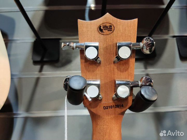 Flight AUC-33 jungle - Укулеле