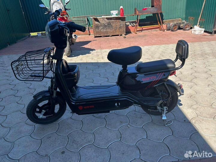 Электроскутер новый