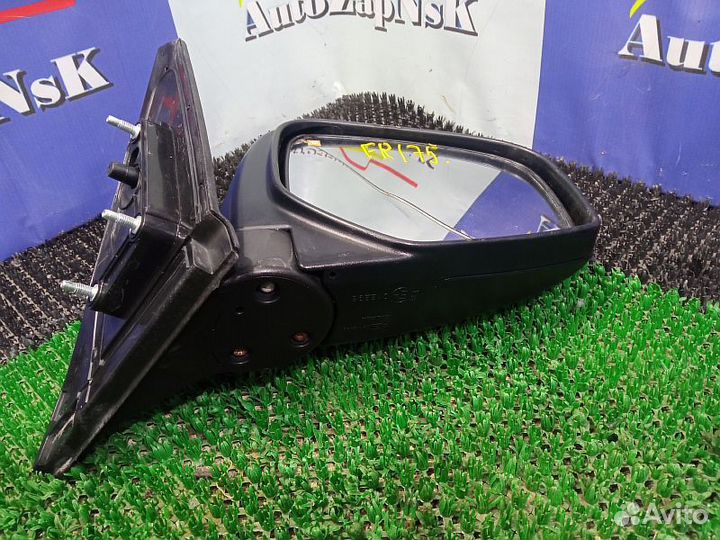 Ремень безопасности задний Toyota Hilux