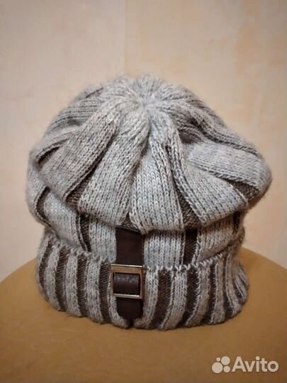 Вязаная шапка мужская