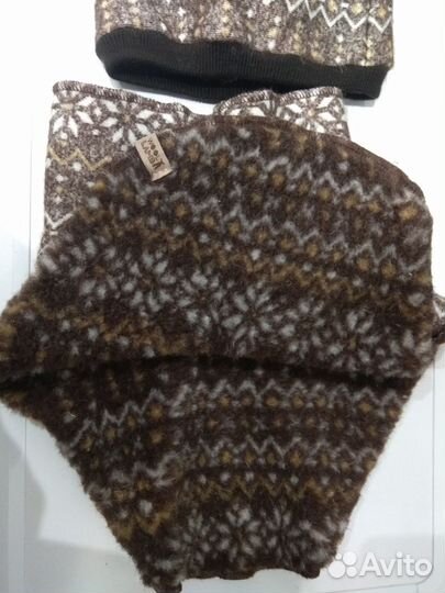 Комплект шапка и шарф манишка