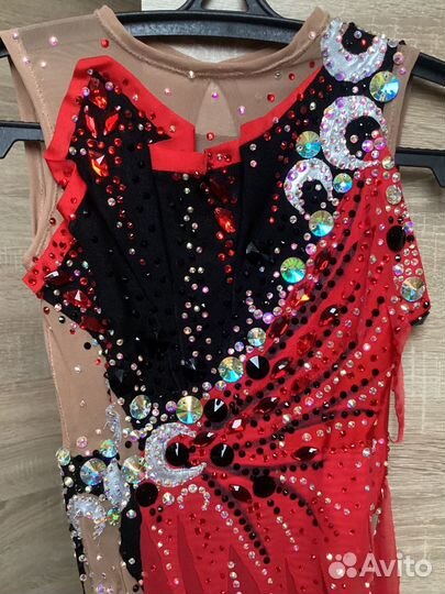 Купальник для художественной гимнастики