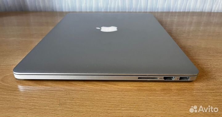 Apple Macbook pro 15 mid 2014