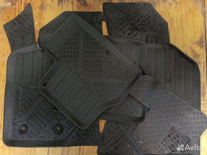 Полики на гранту фл