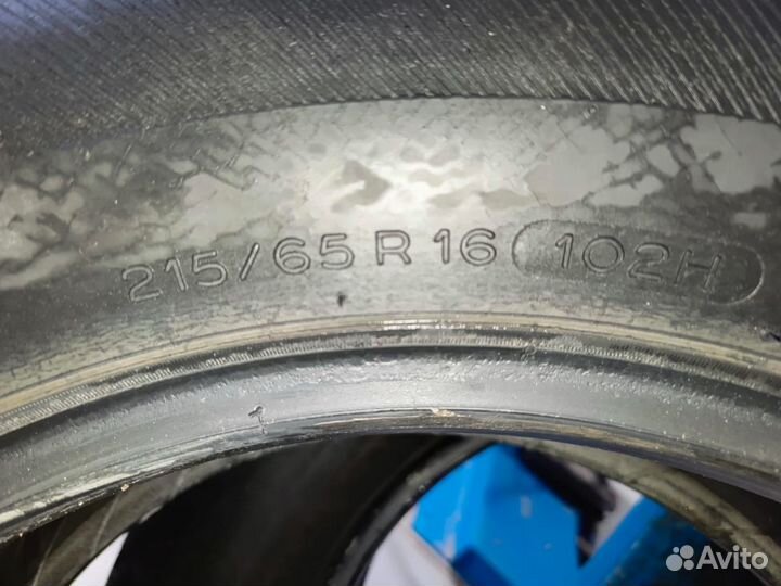 Michelin Latitude Tour HP 215/65 R16