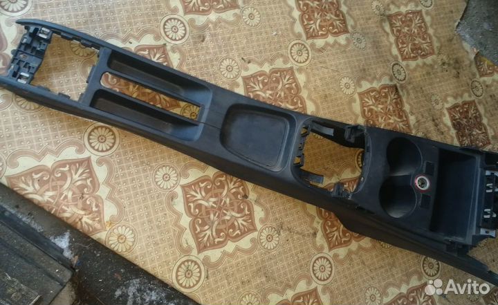 Консоль центральная Volkswagen Polo