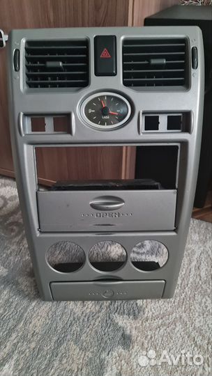 Центральная консоль приора