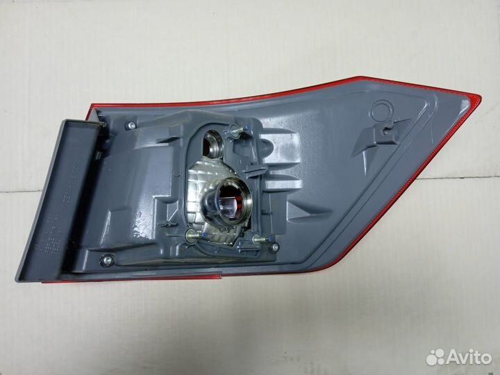 Фонарь внешний левый LADA Vesta Sedan