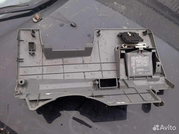 Пластик подрулевой nissan almera classic