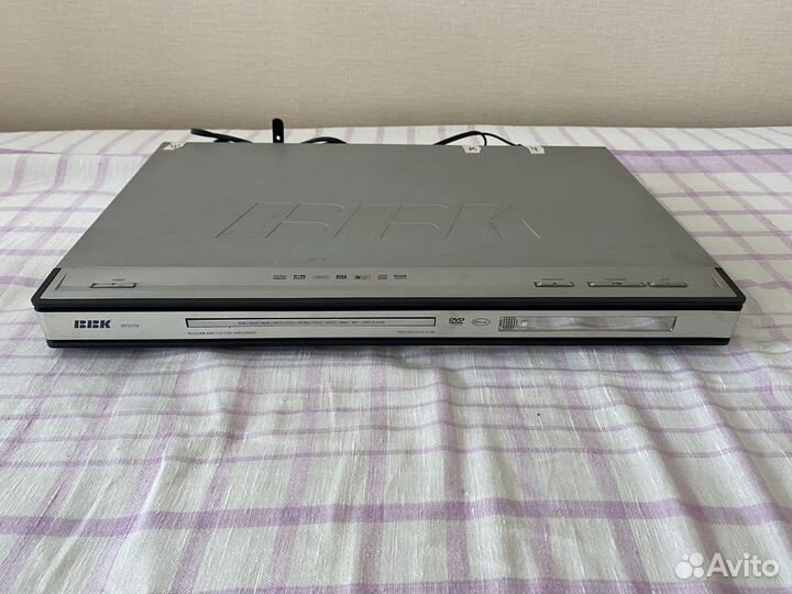 DVD плеер BBK dv522si