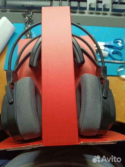 Игравшая гарнитура беспроводная Bloody MR575