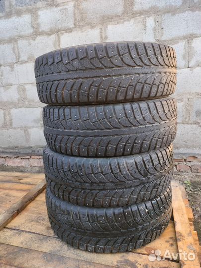 GT Radial Champiro IcePro 225/60 R17