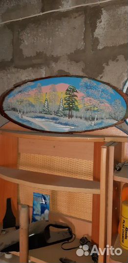 Картина на срезе дерева. зима