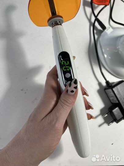 Уф лампа для установки титановой нити