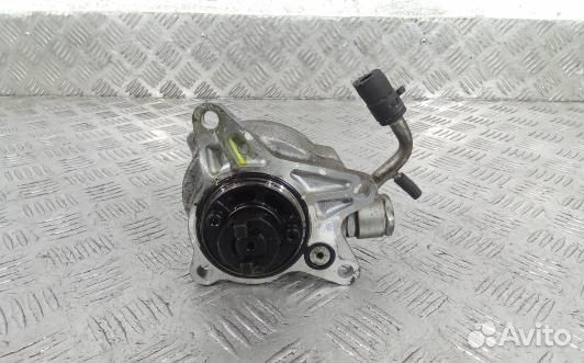 Насос вакуумный mazda 6 GJ (YUK15KX01)