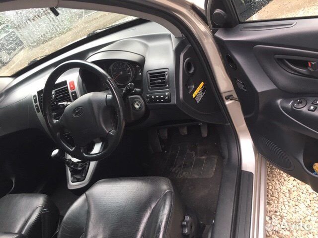 Разбор на запчасти Hyundai Tucson 1