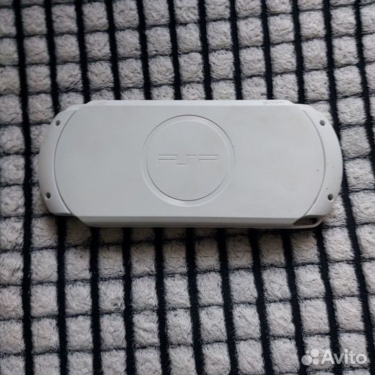 Sony PSP е1008