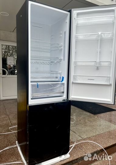 Холодильник черное стекло новый