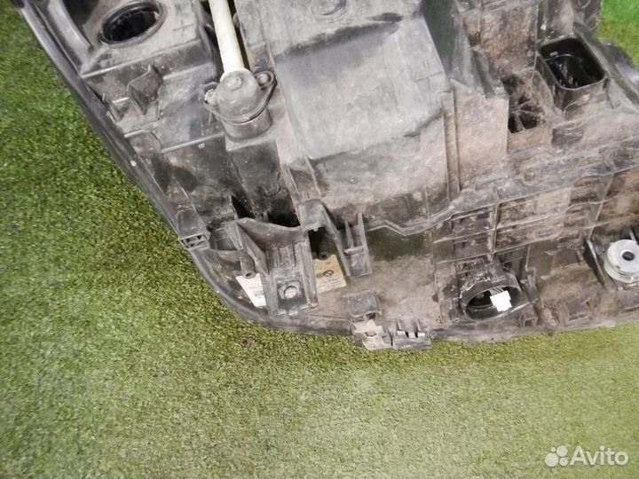 Фара левая BMW 5-Series/M5