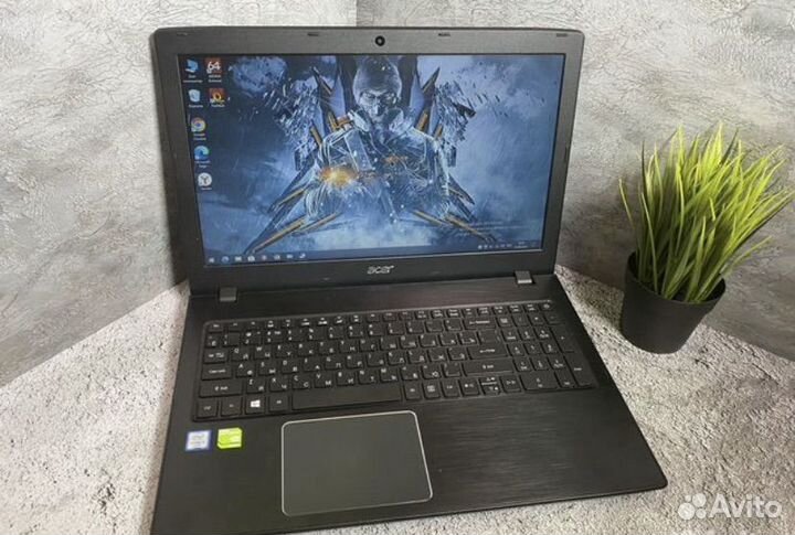 Ноутбуки с витрин, после закрытия офисов