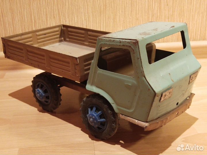 Машинка железная СССР