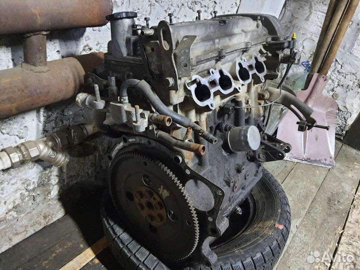 Двигатель FS (mazda) в разбор