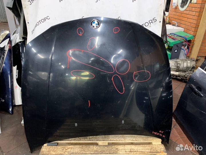 Капот BMW 1-series E87 бмв 1 серии Е87 с дефектами