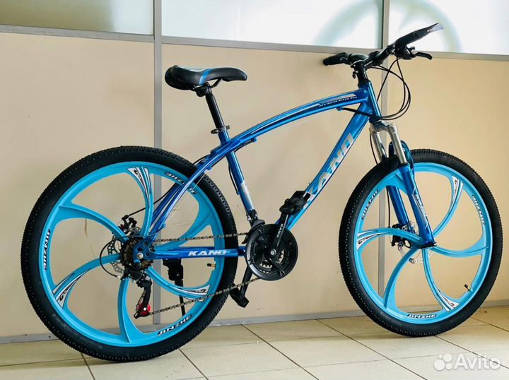 Велосипед на литых дисках