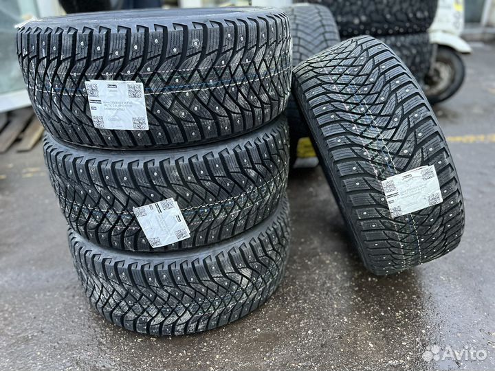 Goodyear Ultra Grip Ice Arctic 2 235/40 R19 96T