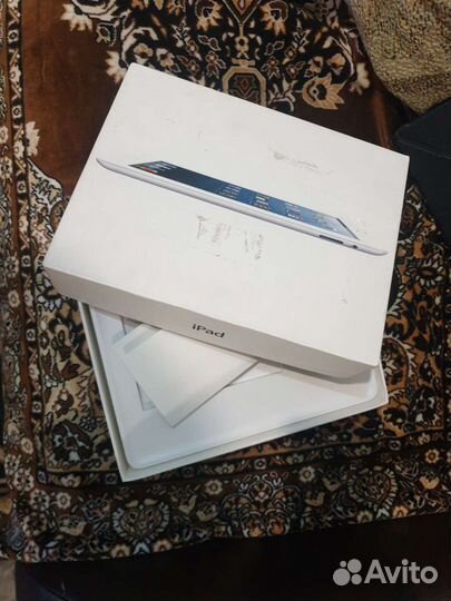 Apple iPad 4 Retina 16Gb Wi-Fi + 3G