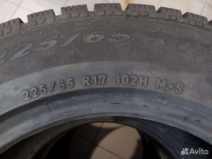 Pirelli Winter Sottozero Serie II 225/65 R17 102H