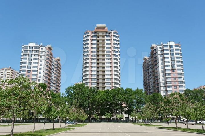 2-к. квартира, 45,8 м², 1/18 эт.