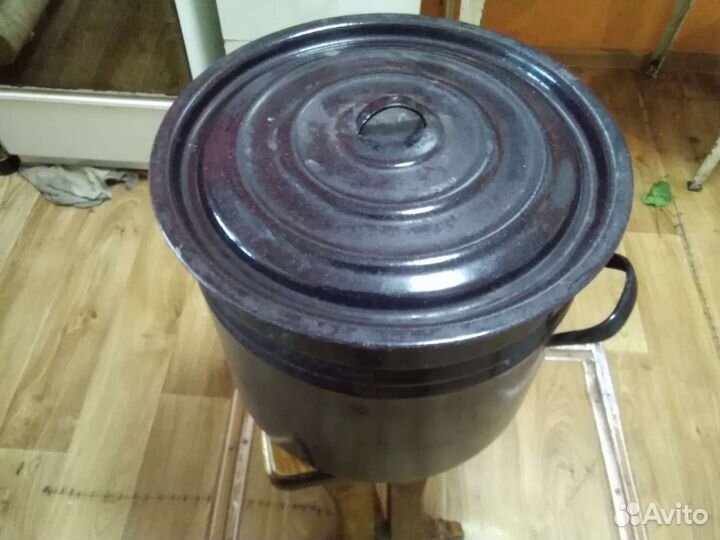 Кастрюля эмалированная 30 литров