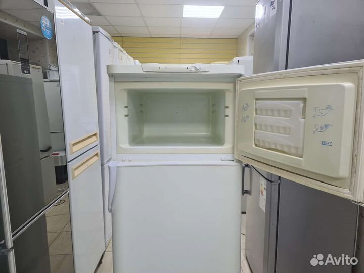 Холодильник бу Indesit с доставкой в гарантией