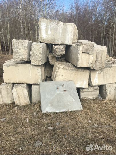 Фундаментные блоки фбс б/у , размер 400*2400