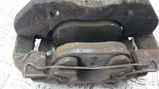 Суппорт тормозной передний левый mazda 3 1 (2BN29K