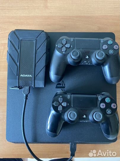 Sony playstation 4 slim PS4