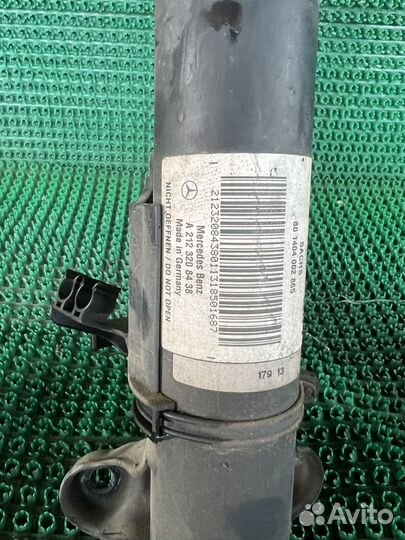 Стойки передние на мерседес w212