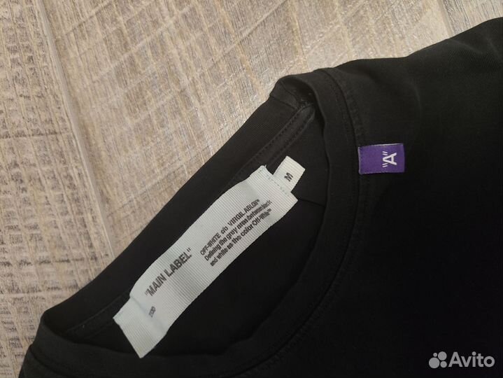 Off white футболка