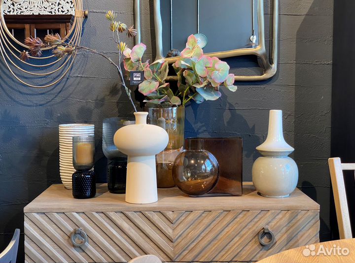 Керамическая ваза, интерьерный декор