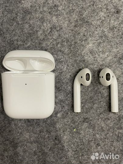 Наушники Apple Airpods 2
