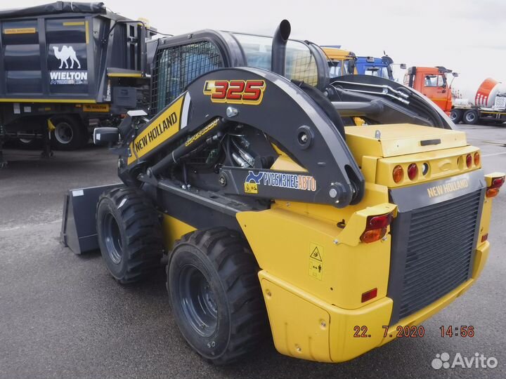 Мини-погрузчик New Holland L325, 2023