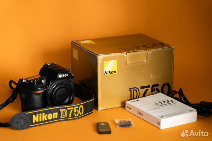 Зеркальный фотоаппарат Nikon D750