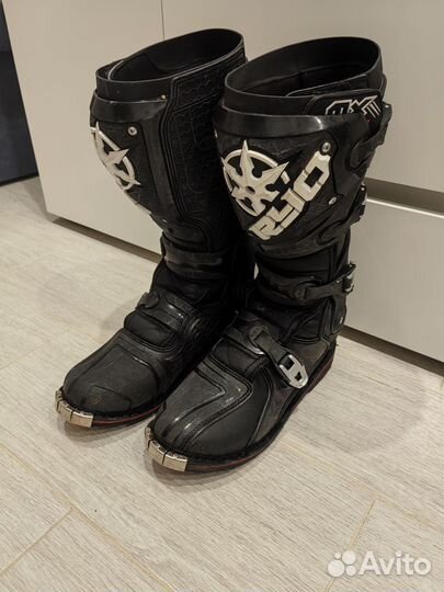 Мотоботы RYO эндуро