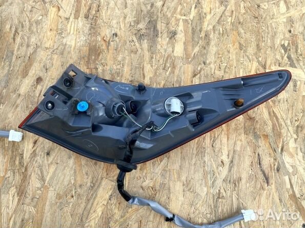 Infiniti Q50 фонарь левый в крыло 2013-2017