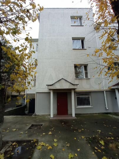 2-к. квартира, 87 м², 1/3 эт.