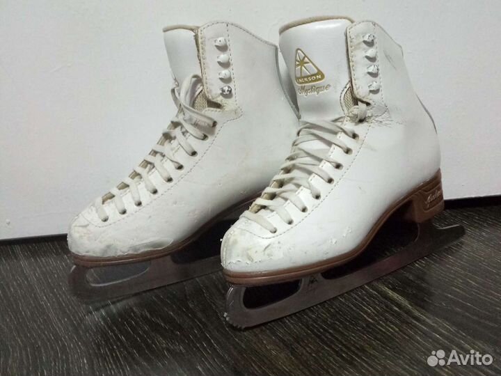 Коньки Jackson для фигурного катания